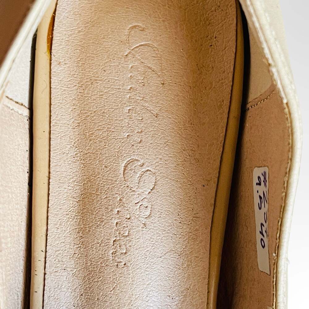 Jaden Shoes Women's Cream Block Heel Pumps - Picture 7 of 7